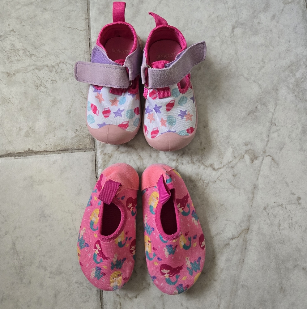 Robeez Pair Of Water Shoes